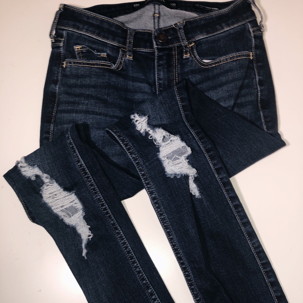 Hollister jeans brand new 00